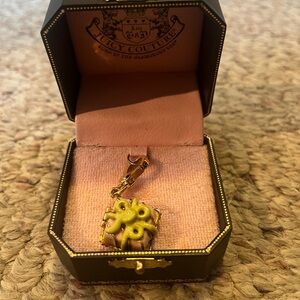 Juicy Couture “Petit Fours” Bracelet Charm